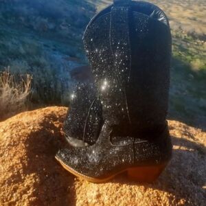 Sparkling Black Heeled Boots